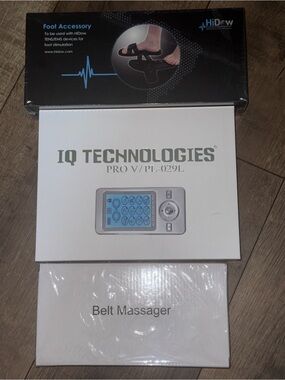New in pkg Pro V TENS Unit - White - back and foot massager